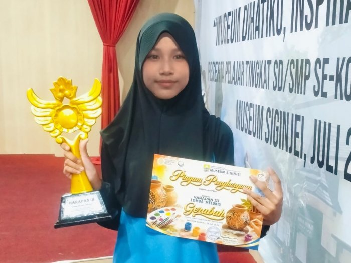 Warna Prestasi Annisa Kharisma Putri di Museum Siginjei Jambi