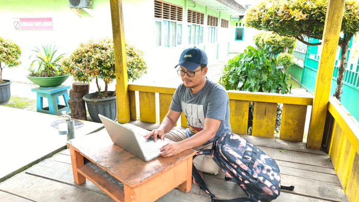 Visual Edukasi: Infografis Guru dan Pengabdian