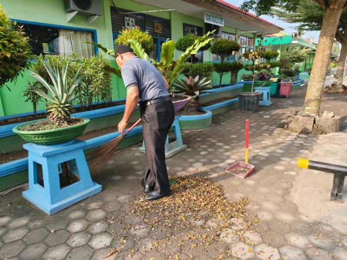 Kebersihan Jadi Penopang Konsentrasi Siswa Saat Ujian Kebersihan Jadi Penopang Konsentrasi Siswa Saat Ujian