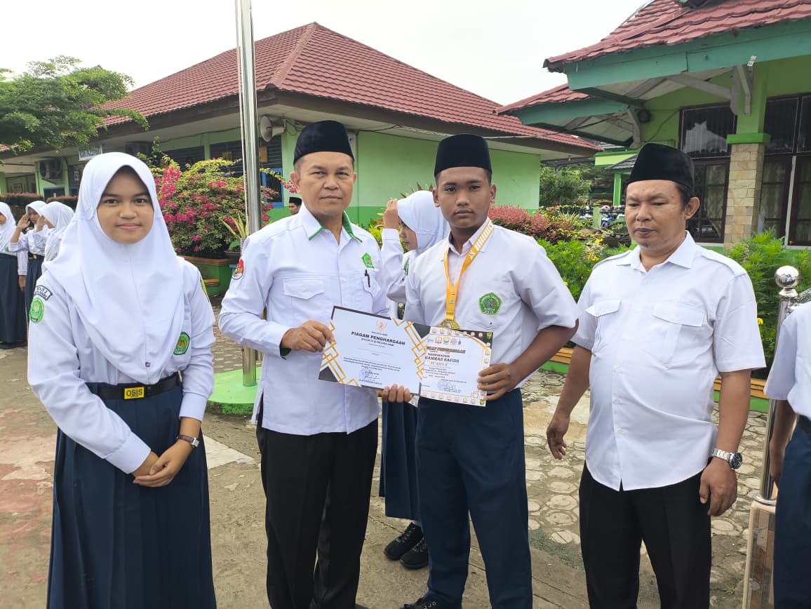Muhammad Hafidh Raih Prestasi Ganda di Kejuaraan Pencak Silat