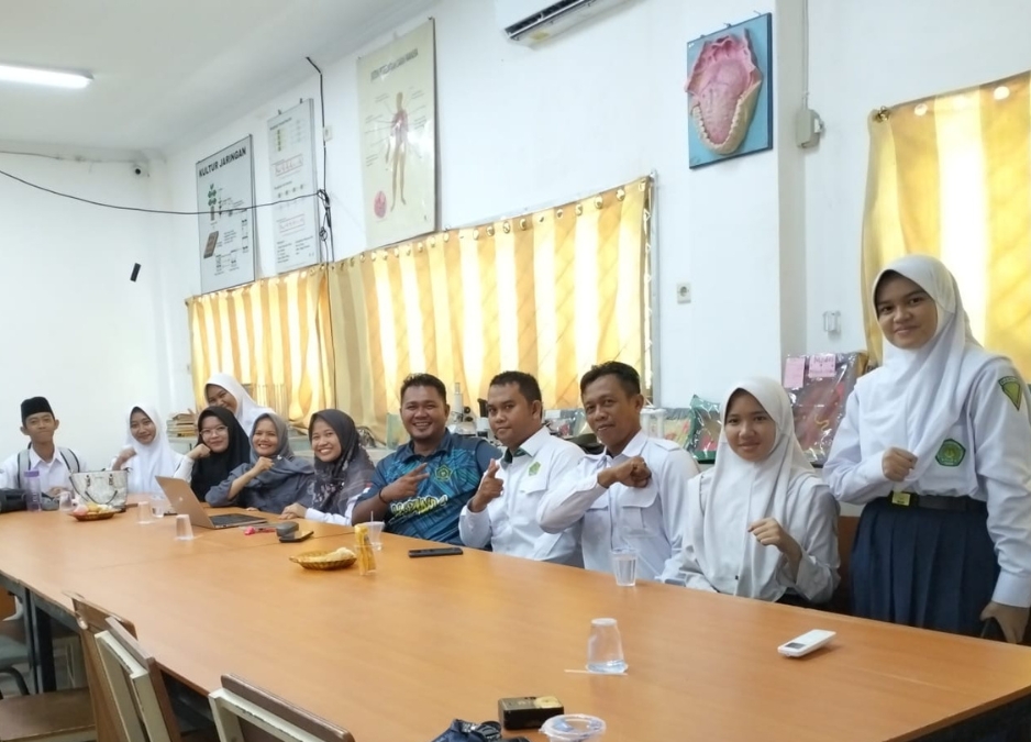 Kolaborasi Harmonis Jelang Acara Perpisahan Kelas 9