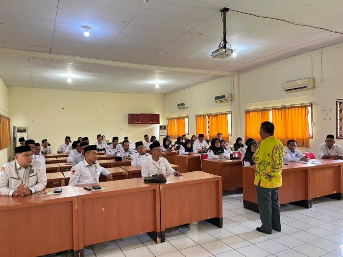 Hari Kedua Bimtek KBC: Kepala MTsN 2 Kota Jambi Dalami Panca Cinta Allah dan Ilmu