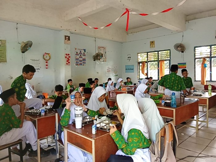 MBG 7A: Makan Bergizi Jadi Momen Pembentuk Karakter Sejak Dini