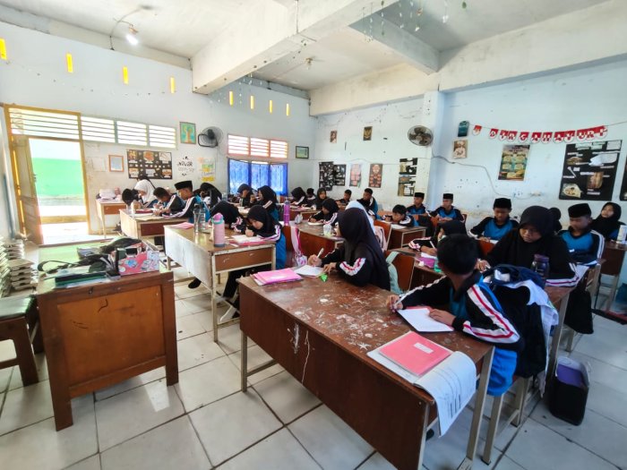 Ibu epa Susanty Gelar Asesmen Awal Matematika di Kelas VII