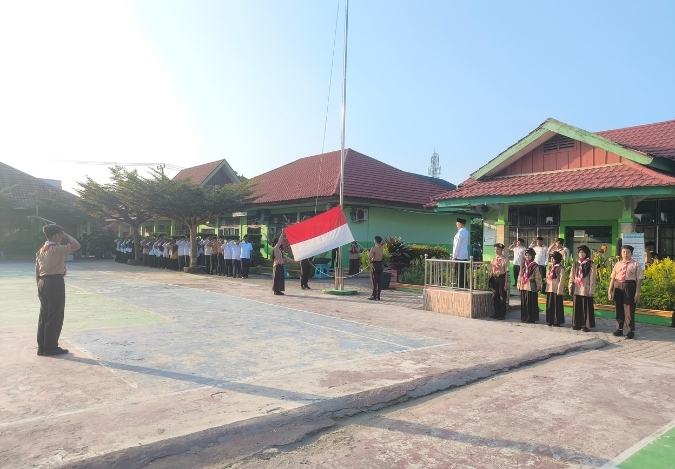 Pramuka Goes to School di MTsN 2 Kota Jambi: Apel Serentak Bangkitkan Kesadaran Pelajar Lawan Ancaman Zaman