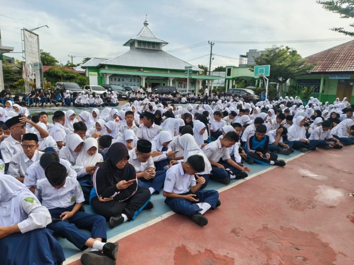 Dengan Simulasi ASAS, Siswa MTsN 2 Kota Jambi Siap Hadapi Ujian Digital