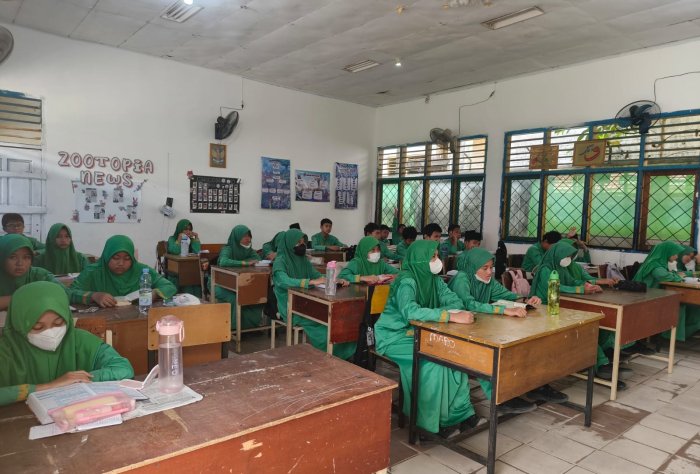 Kategori Udara Masih Tidak Sehat, PTM Terbatas Diberlakukan di Kota Jambi Kategori Udara Masih Tidak Sehat, PTM Terbatas Diberlakukan di Kota Jambi