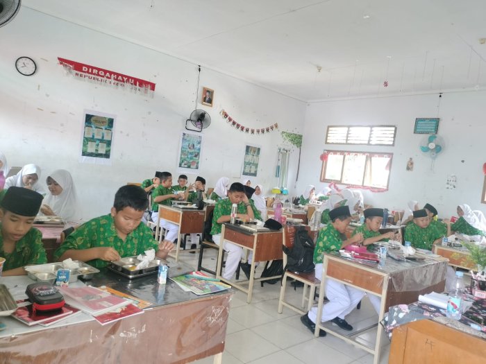 MBG 7E: Makan Bergizi, Momen yang Menyatukan Langkah dan Suasana