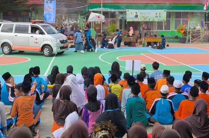 Pikat Murid Baru, Ragam Ekskul MTsN 2 Kota Jambi Unjuk Aksi