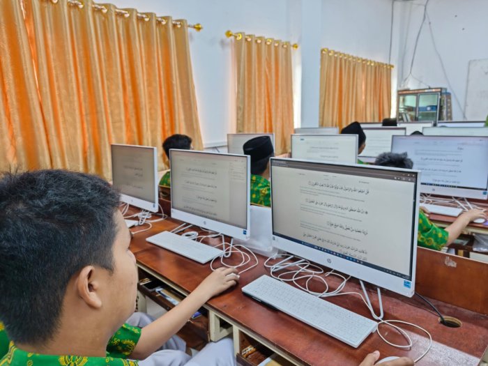 Tadarus Sebelum Belajar: Tradisi Baik yang Ditanamkan di MTsN 2 Kota Jambi