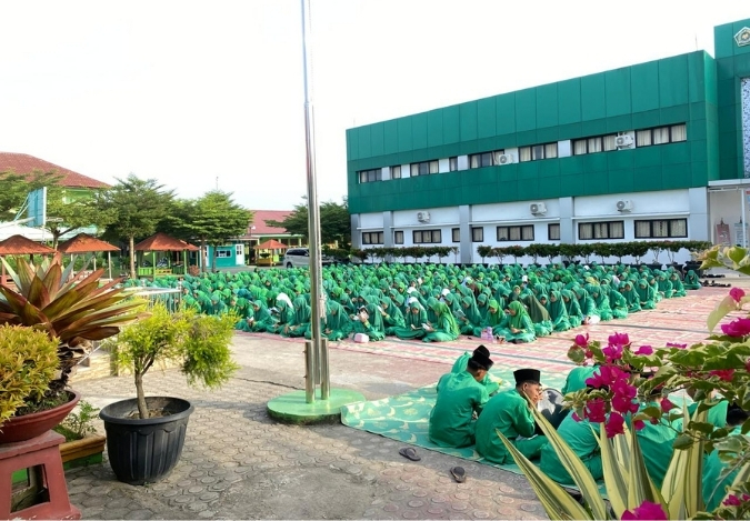 Suara Yasin Iringi Pagi Penuh Berkah di MTsN 2 Kota Jambi Suara Yasin Iringi Pagi Penuh Berkah di MTsN 2 Kota Jambi