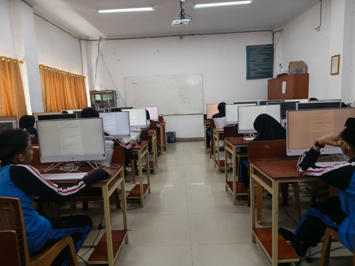 Cepat, Praktis, Akurat: Asesmen Informatika 8K Berjalan Lancar