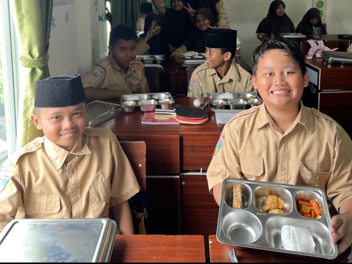 MBG 7K: Sarapan Pagi yang Menyatukan Hati dan Semangat