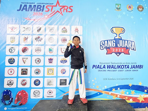 Muhammad Fachri Tunjukkan Taji, Dua Juara Taekwondo Berhasil Diamankan Muhammad Fachri Tunjukkan Taji, Dua Juara Taekwondo Berhasil Diamankan