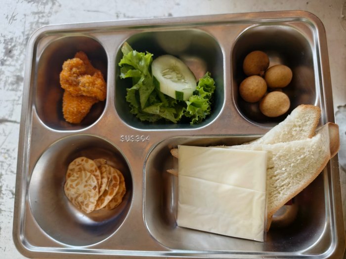 Jumat Praktis: MBG Hadirkan Menu Ala Sandwich