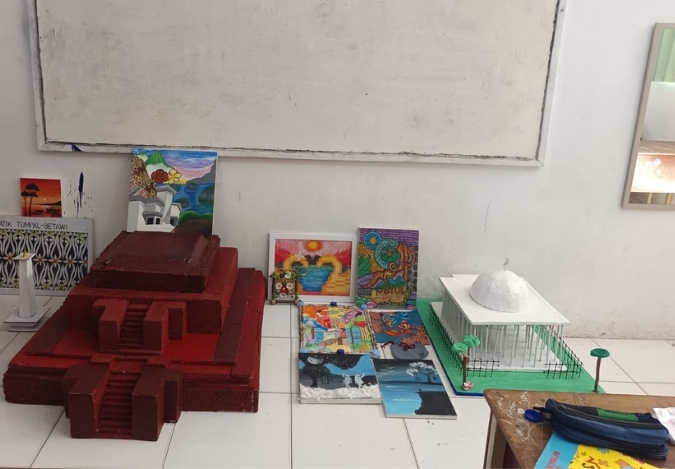 Mix Media, Maksimal Ide: Siswa Tampilkan Karya Ramah Lingkungan