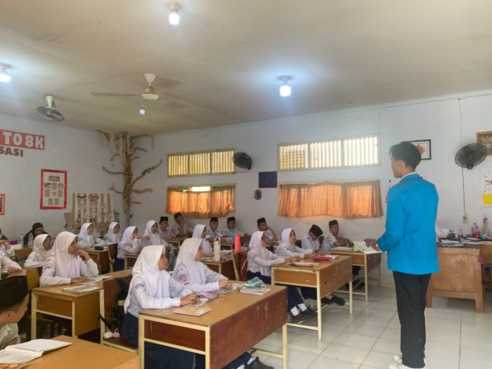 Pembelajaran Infak Disajikan Visual dan Reflektif dalam Ujian Praktek Mengajar