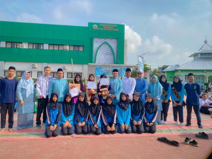 MTsN 2 Kota Jambi Gelar Punggahan dan Pengumuman Pemenang Lomba