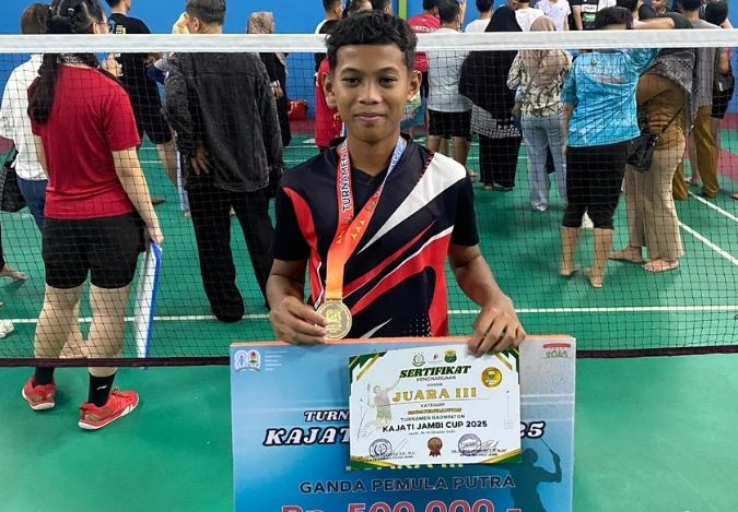 Badminton Berbicara: M. Fakhri Pratama Bawa Pulang Medali Kejati