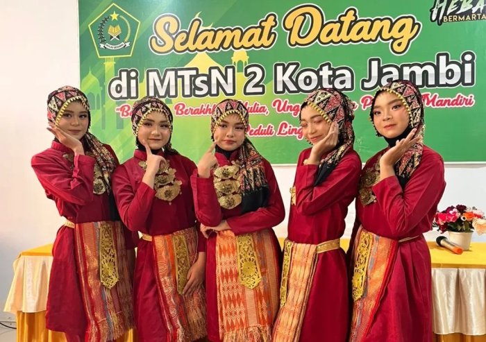 Ekstrakurikuler Tari: Merangkai Gerak, Menjaga Budaya