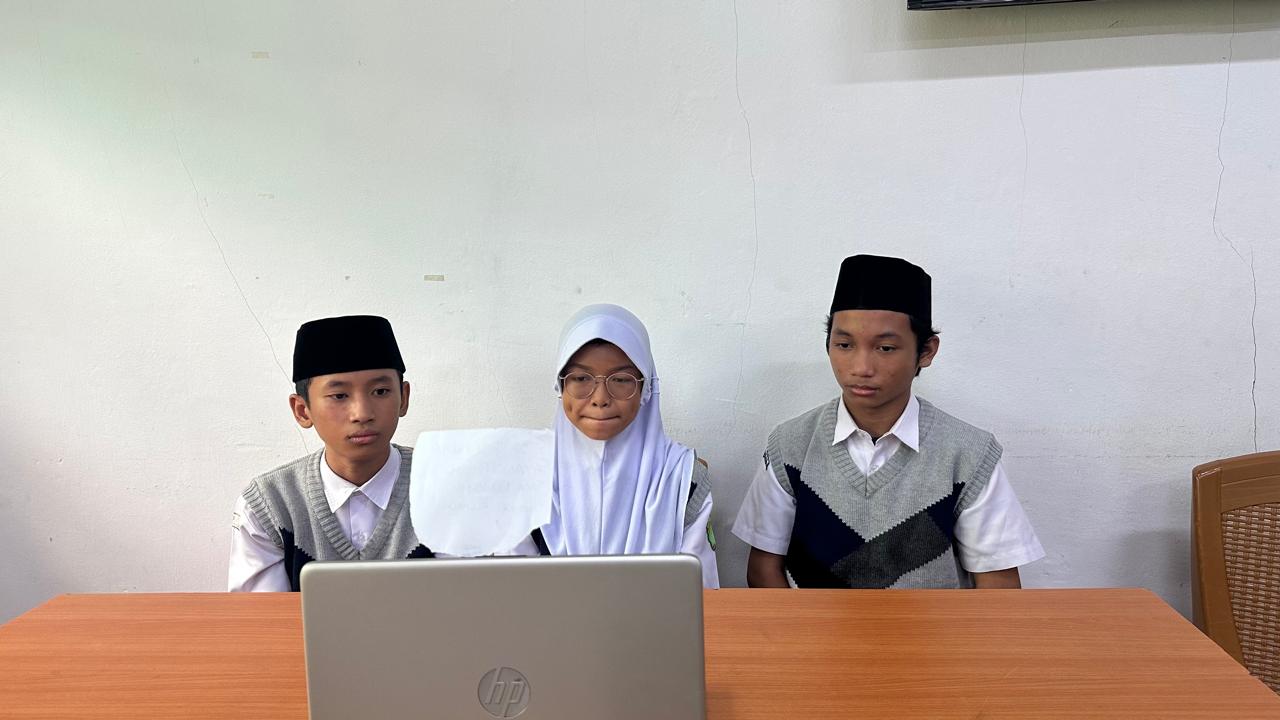 Myres 2024-MTsN 2 Kota Jambi Lakukan Presentasi Proposal Penelitian