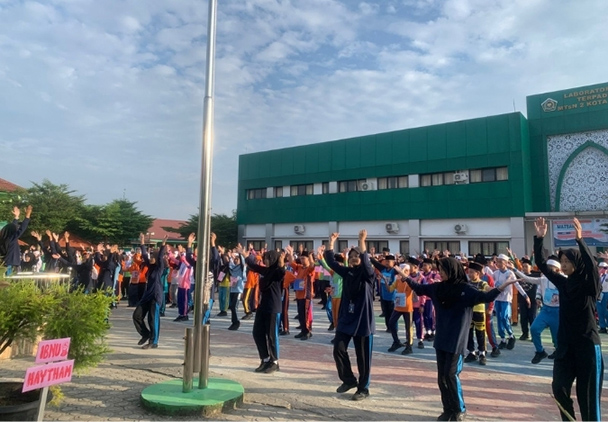 Senam Anak Indonesia Buka Hari Ketiga MATSAMA MTsN 2 Kota Jambi