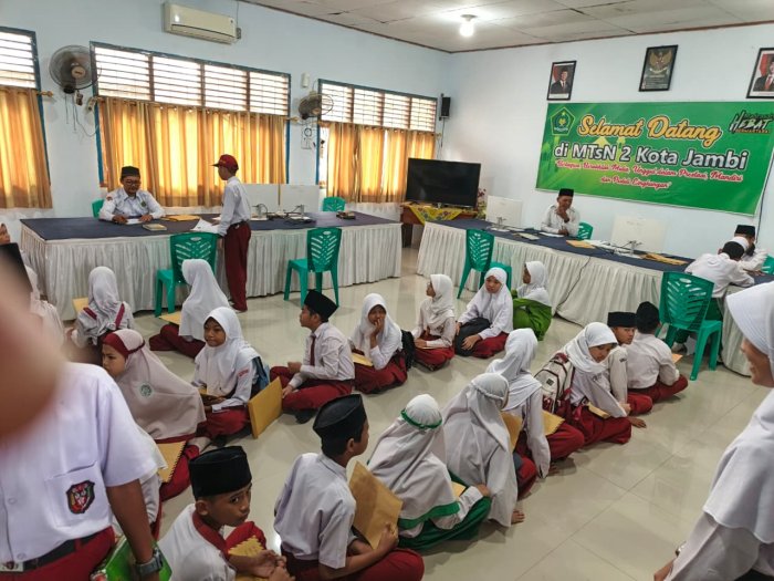 Calon Murid Jalur Reguler PMB Ikuti Tes Keagamaan