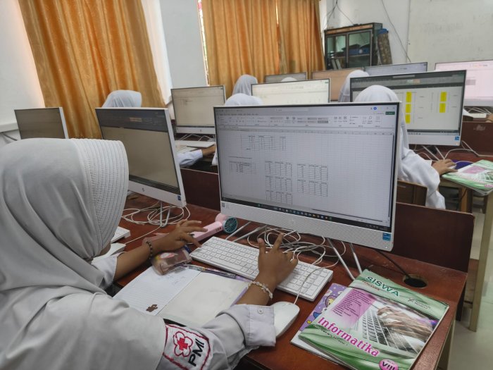 Hitung Manual Hingga Rumus Excel, Kelas 8 Belajar Konversi Bilangan Hitung Manual Hingga Rumus Excel, Kelas 8 Belajar Konversi Bilangan