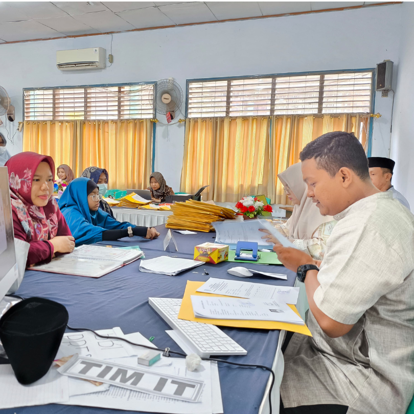 Potret SPMB 2025: Day Eight Potret SPMB 2025: Day Eight