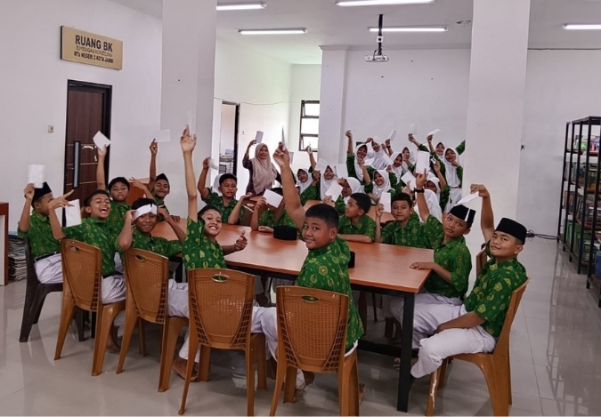 Kegiatan BK Kreatif: Asah Keterampilan dan Literasi Kegiatan BK Kreatif: Asah Keterampilan dan Literasi