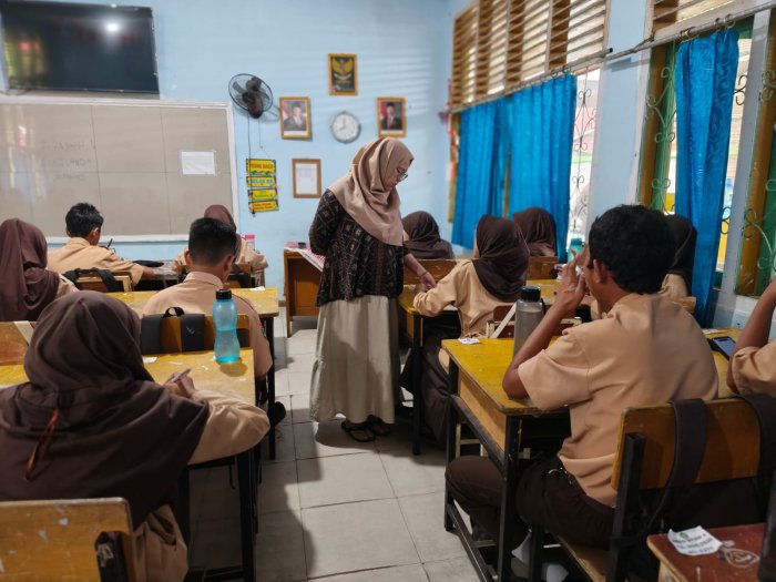 Ketua Panitia Tinjau Ruang Ujian, ASAS Hari Keenam Tetap Tertib