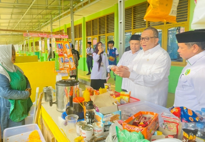 MTsN 2 Kota Jambi Resmi Hadirkan Kantin Halal SEJAHTERA