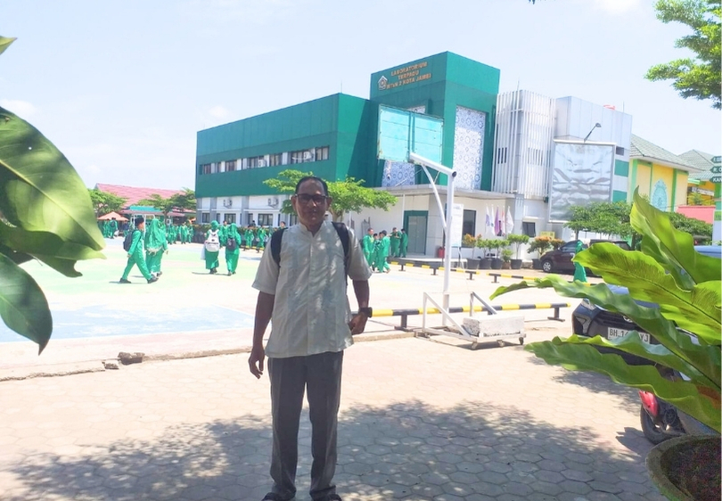 Bincang Santai Bersama Hendra Adi Sakti, M.Pd: Guru Senior yang Menginspirasi Bincang Santai Bersama Hendra Adi Sakti, M.Pd: Guru Senior yang Menginspirasi