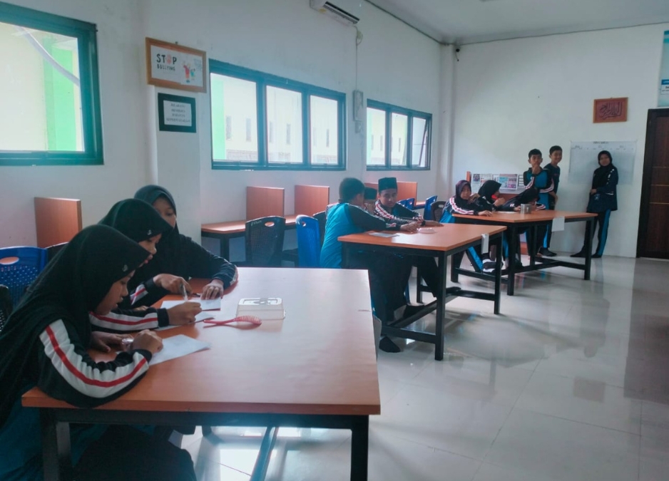 Classmeeting Jadi Ajang `Battle of Brains` di MTsN 2 Kota Jambi Classmeeting Jadi Ajang `Battle of Brains` di MTsN 2 Kota Jambi