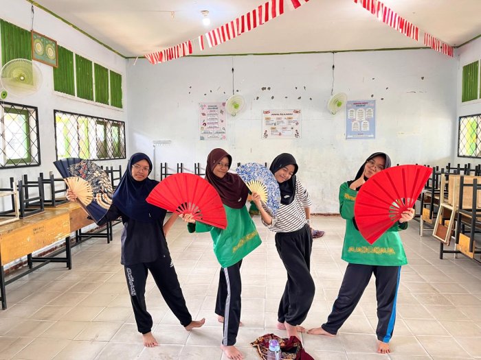 Tim Seni Aksioma MTsN 2 Kota Jambi: Kompak Berlatih, Siap Tampil Membanggakan