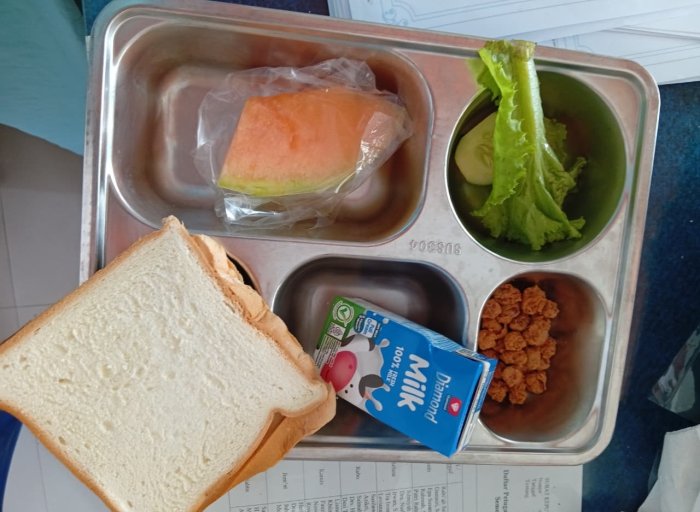 Menengok Variasi Menu MBG Siswa MTsN 2 Kota Jambi Sebelum Libur Sekolah