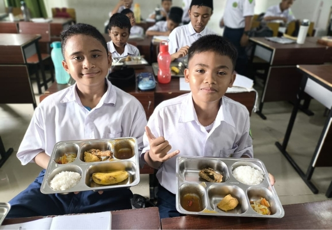 Awal Pekan Bersama Program MBG di MTsN 2 Kota Jambi