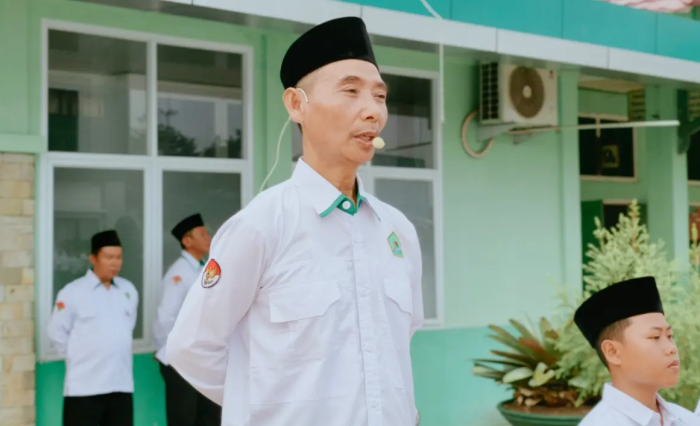 Pesan Amir Mahmud untuk Siswa: Niat Belajar dan Disiplin Salat