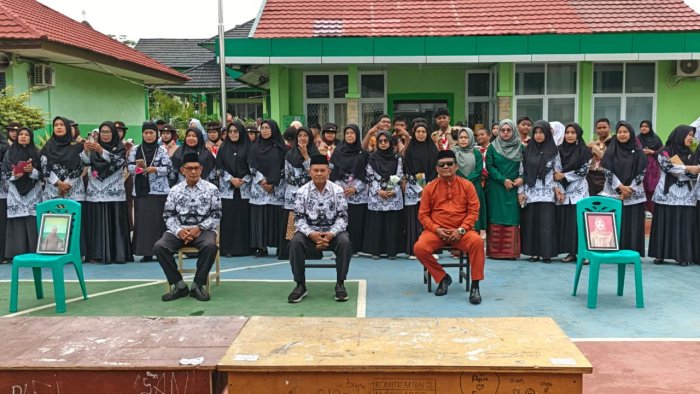 Persembahan MTsN 2 Kota Jambi: Menghormati, Mengabadikan, Mengenang