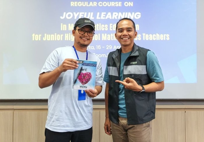Guru MTsN 2 Kota Jambi Uji Kreativitas dalam Outdoor Mathematics SEAMEO