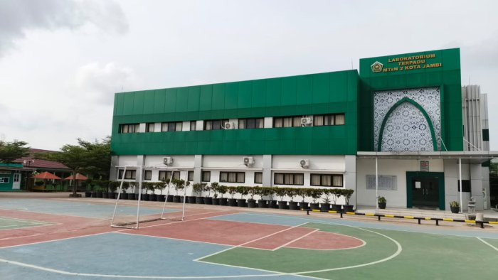 Sore di MTsN 2 Kota Jambi yang Tetap Menyimpan Cerita