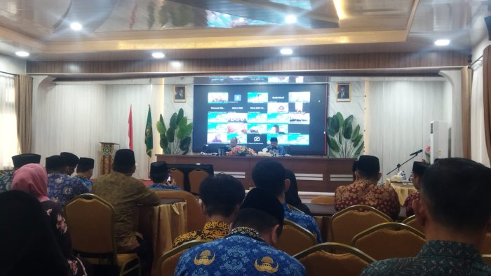 Ikuti Pembinaan ZI Kanwil Kemenag Jambi, MTsN 2 Kota Jambi Siap Ubah Mindset Pelayanan Publik