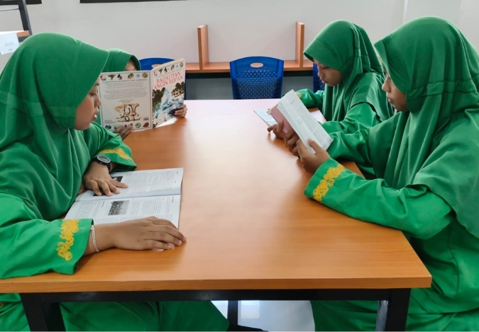 Perpustakaan Jadi Pilihan Siswa untuk Isi Waktu Luang Secara Produktif Perpustakaan Jadi Pilihan Siswa untuk Isi Waktu Luang Secara Produktif